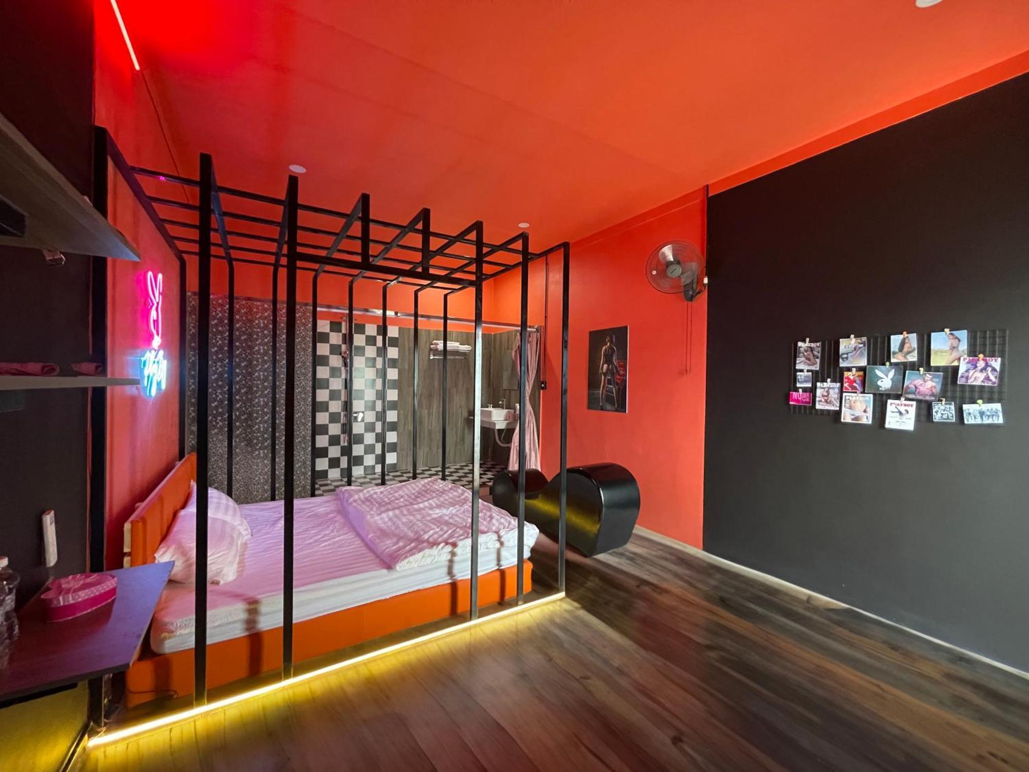 Couple Hotel - Khach San Tinh Yeu Buon Ko Sir Exterior foto
